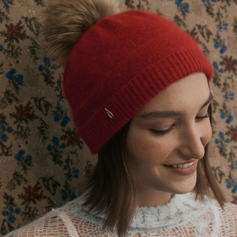 

SHINJEO Apple Pom-Pom Beanie_Navy FREE