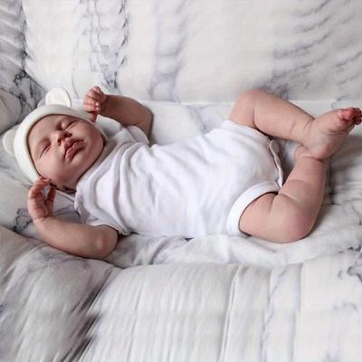 BZDOLL 50cm 20inch Asleep Reborn Baby Doll Like Real 3D-Paint Skin With Visible Veins Bebe Newborn Toy Soft Vinyl Cloth Body Lovely Kids Birthday Gift