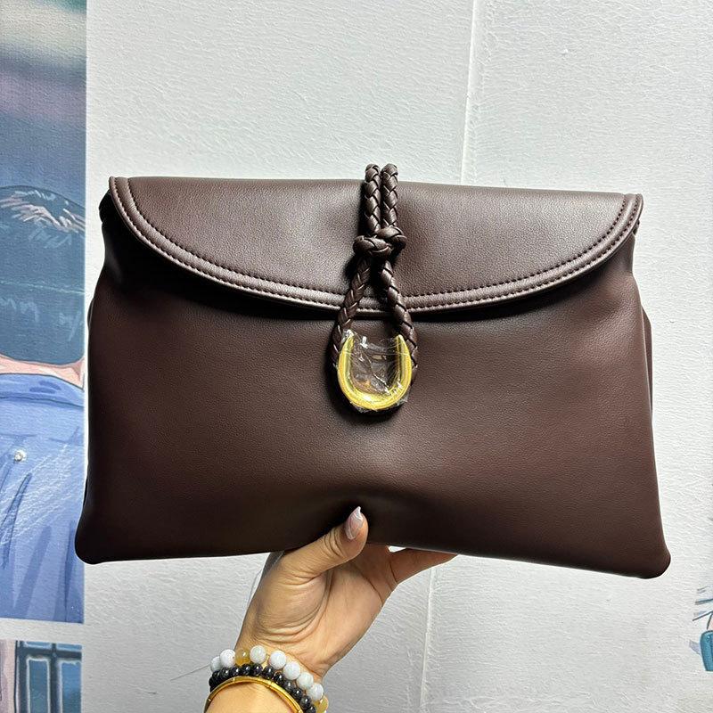 2025 new high-end woven metal buckle hand-held dinner bag leather fashion shoulder messenger bag women