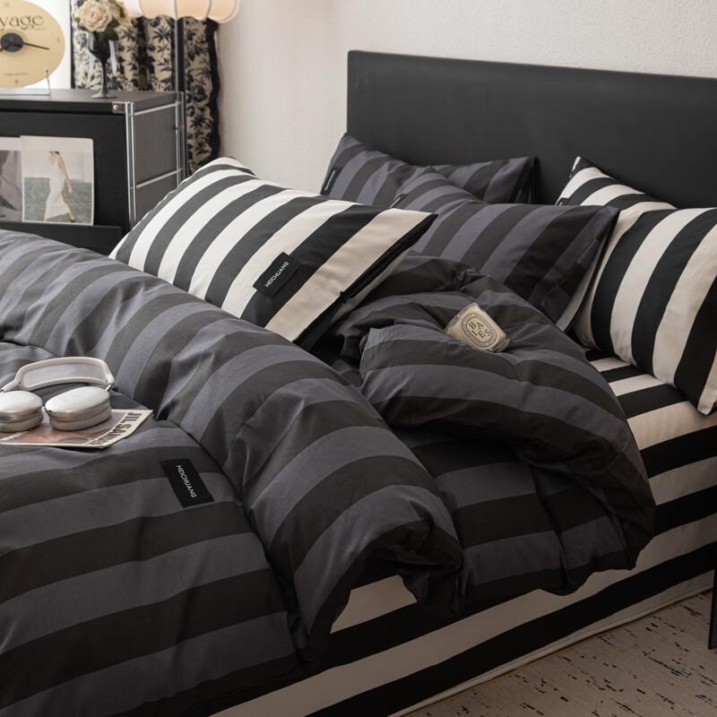 Lilang Minimalist Black & White Stripe Bedding Set