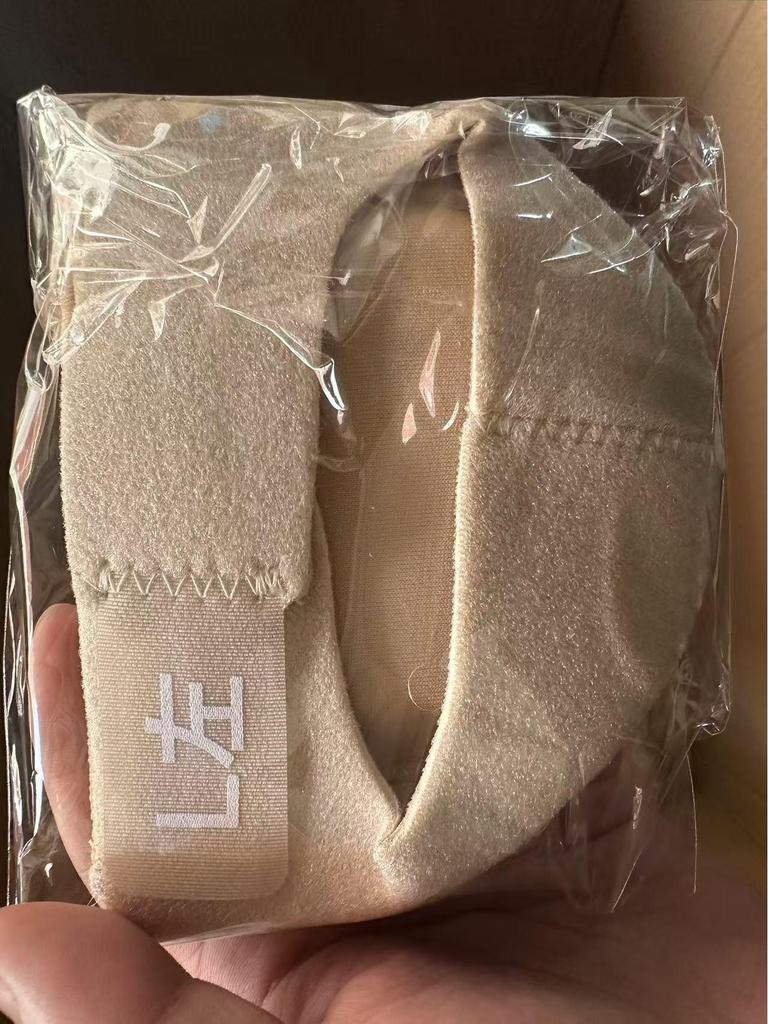 Silicone Heel Protector with Shock Absorption & Anti-Crack Gel Arch Support