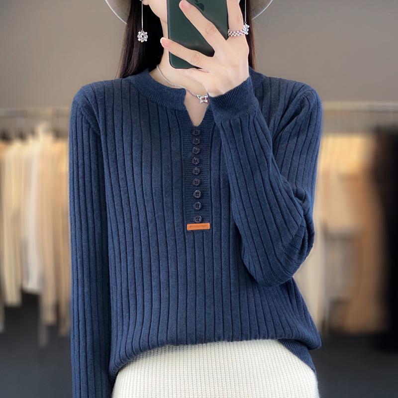 2023 Autumn Women's Slim Fit Long Sleeve Button Knit Pullover with Round Neck