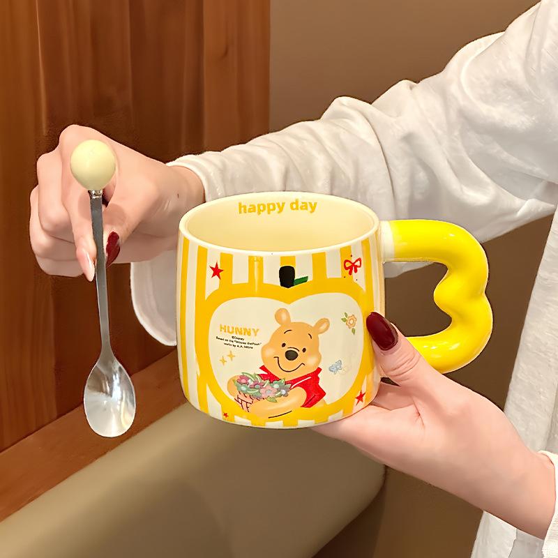 Vysoce hodnotný roztomilý hrnek s Medvídkem Pú pro pár, keramický pohár na vodu, dětský hrnek na mléko a kávu, dárek k narozeninám, dárková krabička