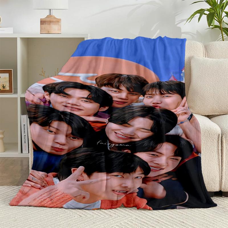1PC Vivid Dreams kpop Flannel Blanket Gift, Suitable for Both Men And Women, Soft Ideal for Beds And Sofa, Birthday Or Christmas Gift
