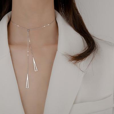 Dreieckige geometrische verstellbare Pull-Anhänger-Halskette mit langer Quaste, Pulloverkette, Y-förmig, minimalistisch, elegantes Schmuckgeschenk