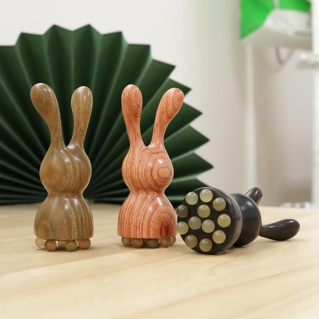 Green Sandalwood Lotus Head Massage Comb - Cute Rabbit Design for Women's Eye Acupoint and Meridian Relief.