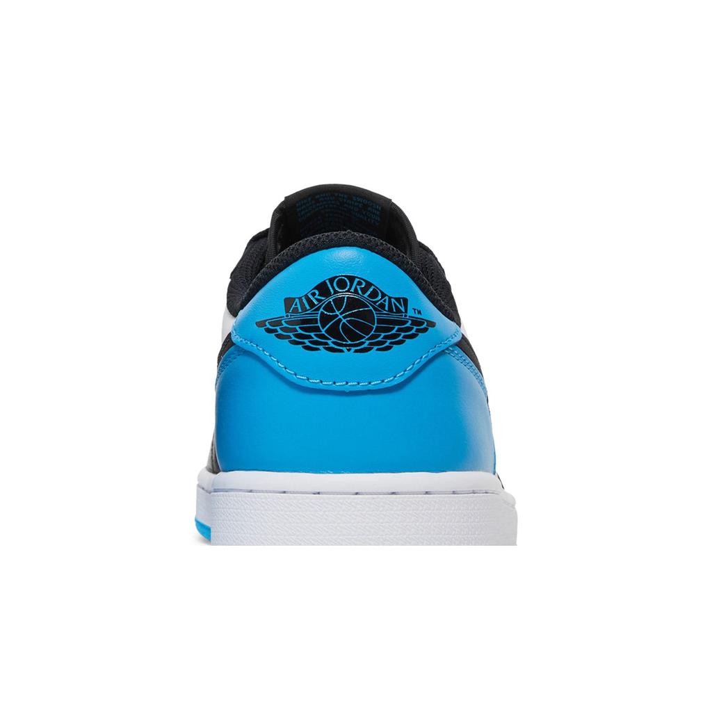 Air Jordan 1 Retro Low OG 'UNC' (Unisex) White / Dark Powder Blue / Black Vintage Basketball Shoes CZ0790 104