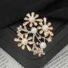 Elegant Versatile Light Luxury Corsage Brooch with Niche Design - Anti-Exposure Pin