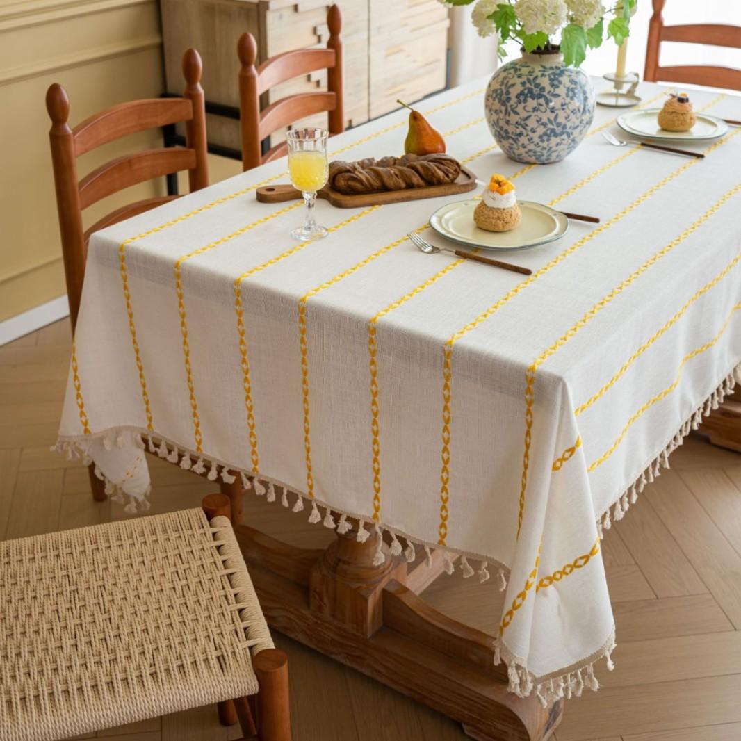 

Прямоугольная скатерть для обеденного стола, современная простая художественная скатерть с вышивкой черными и белыми линиями и кисточками, украшение для дома 90x90CM