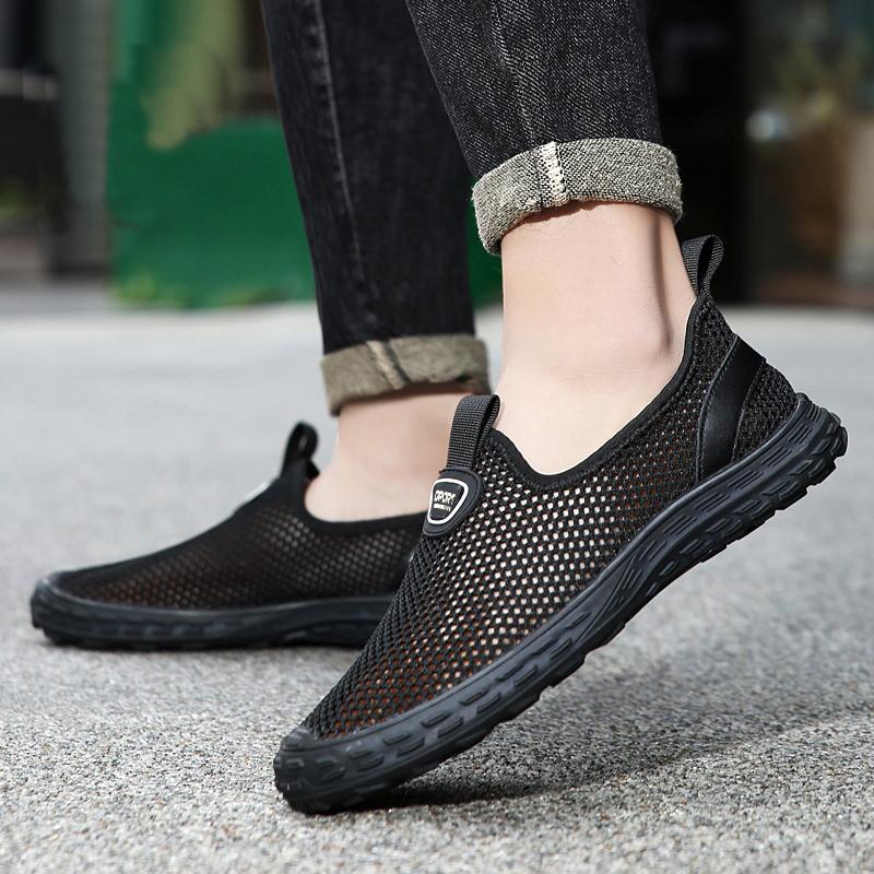 Fashion All-match Mens Sneakers Summer Lightweight Walking Footwear New Men's Loafers Mesh Breathable Flats Mens Slip On Casual Shoes