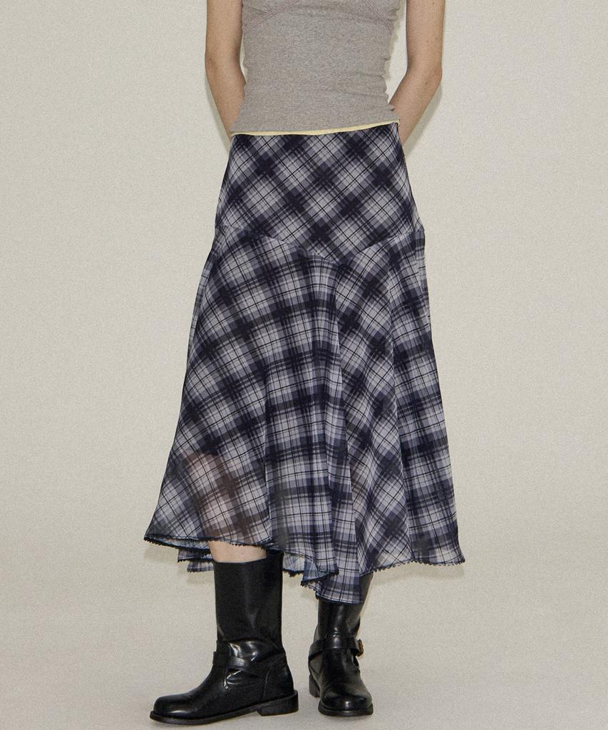 Salon De Yon Unbalanced Check Skirt_ Black