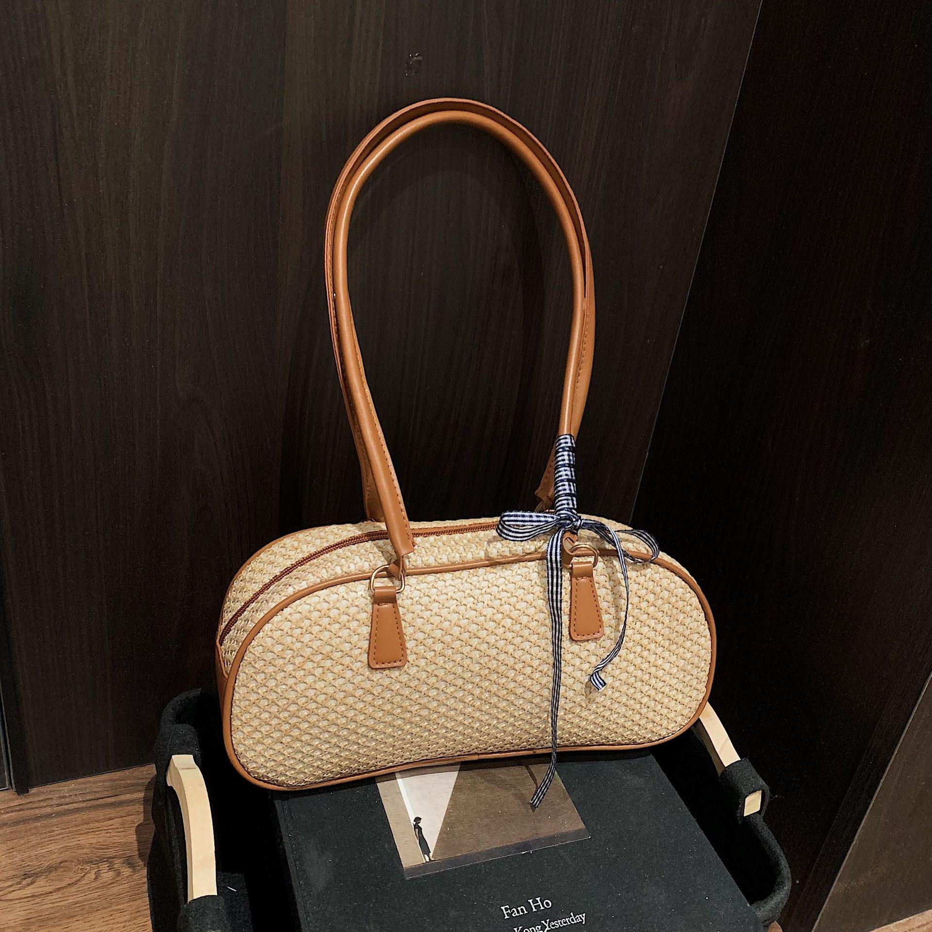 

Design sense niche casual versatile shoulder armpit bag large capacity simple fashion trend hand bag commuting