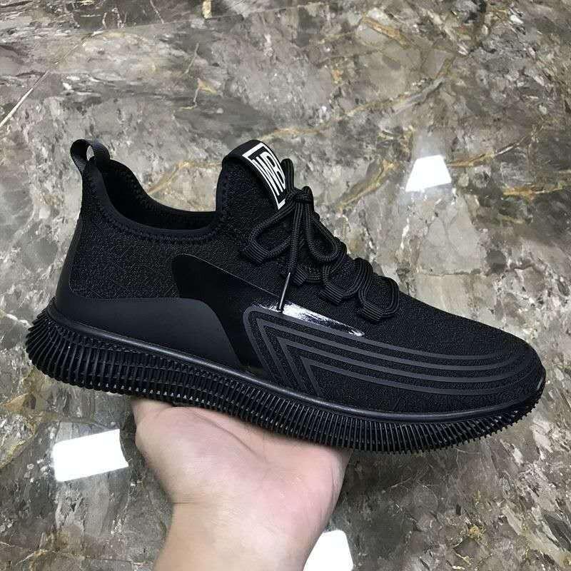 Men's net shoes new spring breathable light casual shoes men's Korean version summer running trendy shoes men's small black shoes