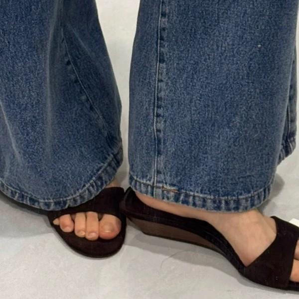 Fashion 2025 Summer Slippers Woman Concise Thin Low Heels Party Stripper Dress Shoes Fashion Mules Slides Zapatos Mujer
