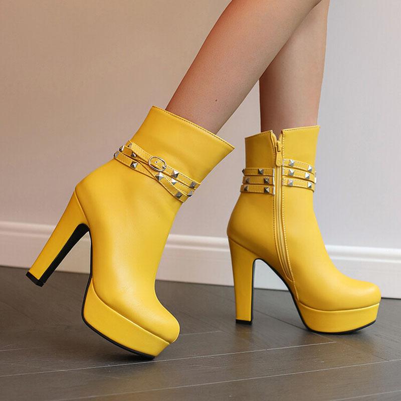 Women Platform Boots High Heels Winter Women Shoes Fashion Rivets Belt Buckle Round Toe Ankle Boots for Women Size 42 43 WSH4982