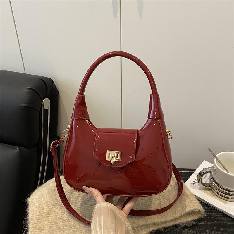 Женская сумка 2025 новая сумочка простая женская сумка через плечо текстурная маленькая сумка