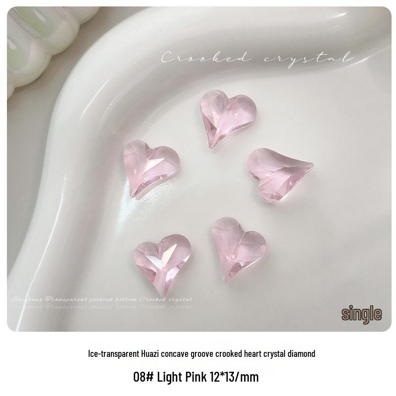 High-quality Crystal Heart Nail Art Decorations with Grooved Flash Design