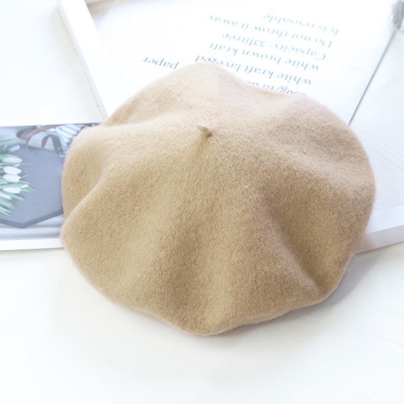 High-Quality Wool Felt Women's Beret – Versatile for Outings & Photos, In Stock