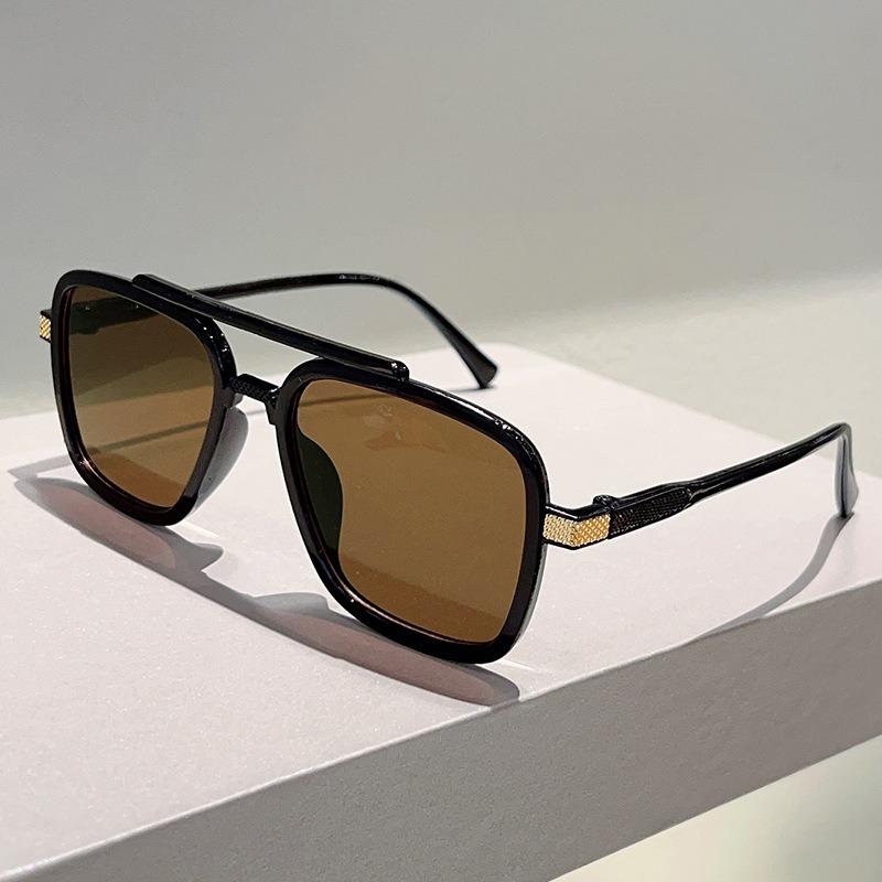 Non-polarized Vintage Punk Double Girder Large Square Frame Leisure Sunglasses Men Women Outdoor Travel Anti Strong Light Eyeglasses