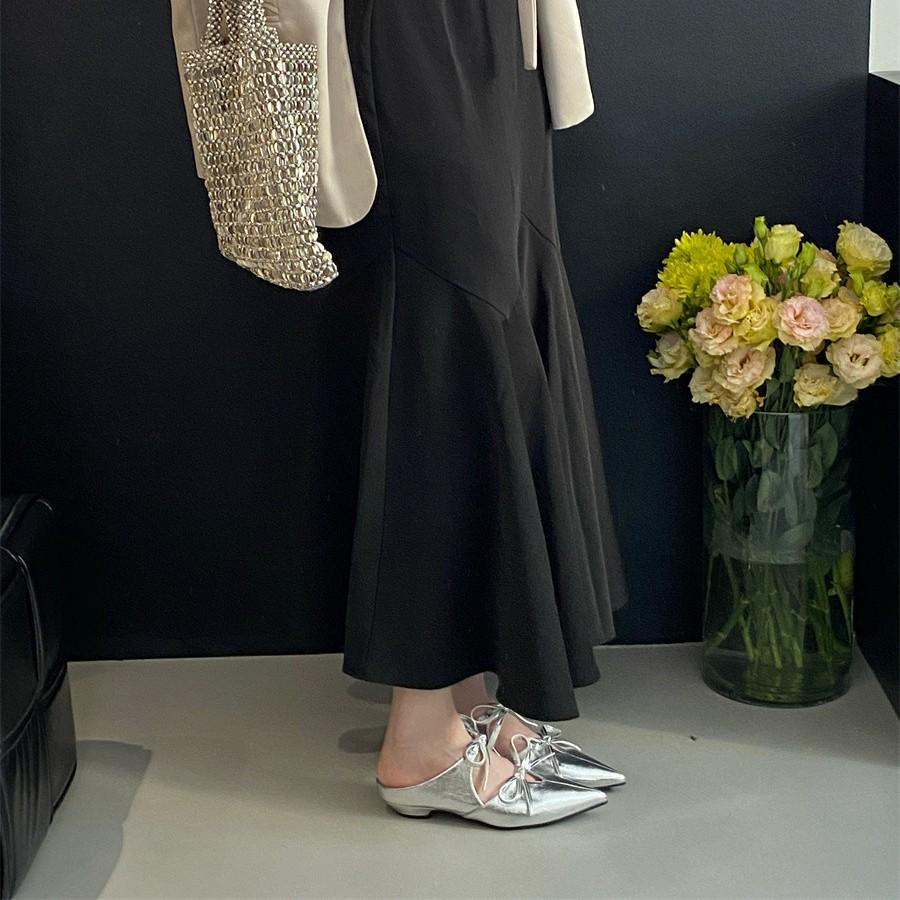 Bow girl pointed head half slippers 2025 no rear empty bag head lazy muller shoes gentle versatile flat sandals