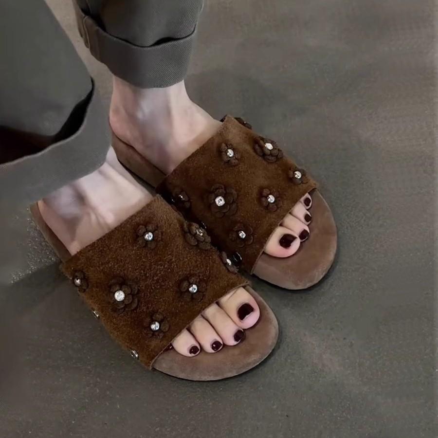 Keep version~ Fashion soft leather flower open-toed cool slippers women's summer new thick-soled outer wear anti-velvet versatile sandals