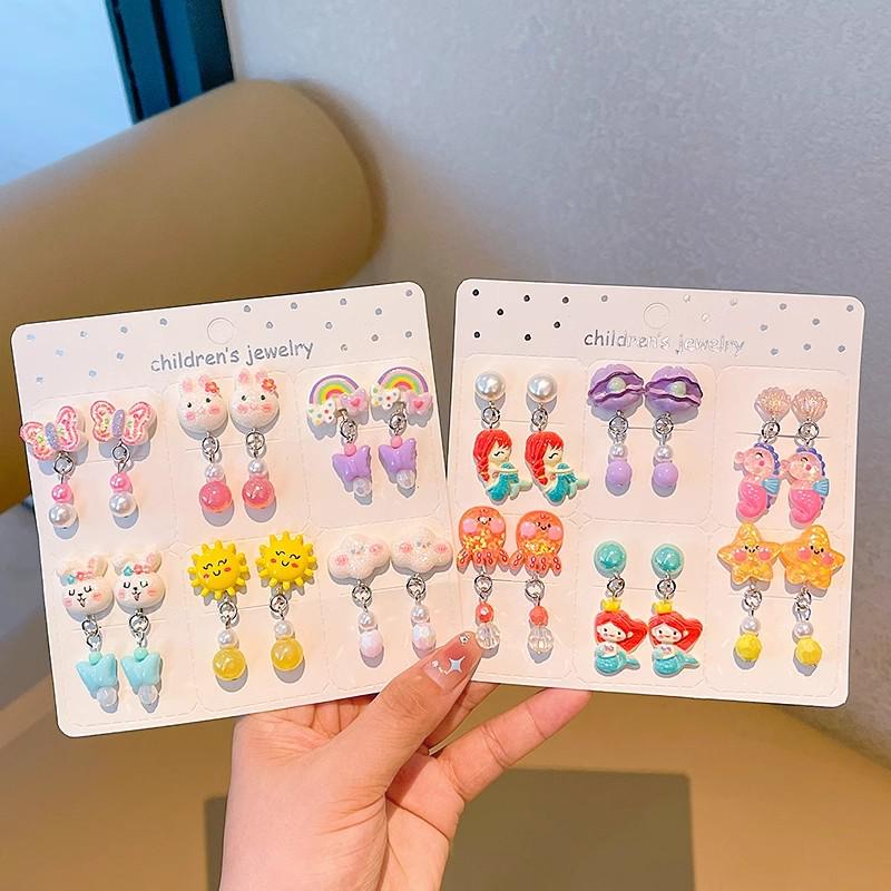 Kreskówkowe kolczyki dla dziewczynek bez przekłuwania - Słodkie, bezbolesne, letnie akcesoria na uszy dla dziecka