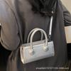 Small fresh and simple hand-held small square bag 2025 spring new Korean fashion trendy shoulder bag high-end crossbody bag