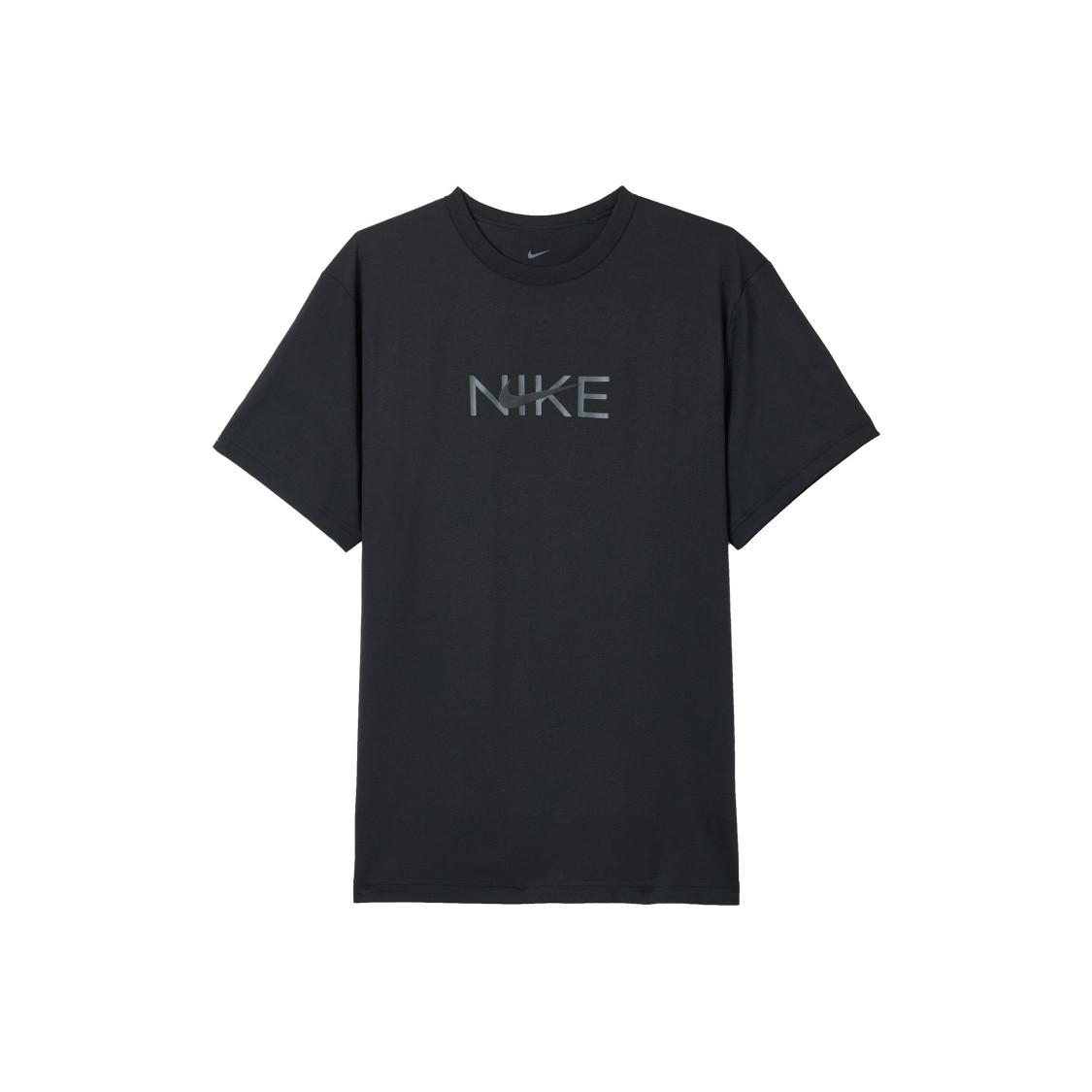 Nike Men s Loose Fit Soft Sweat-Wicking Short Sleeve T-Shirt in Black XL