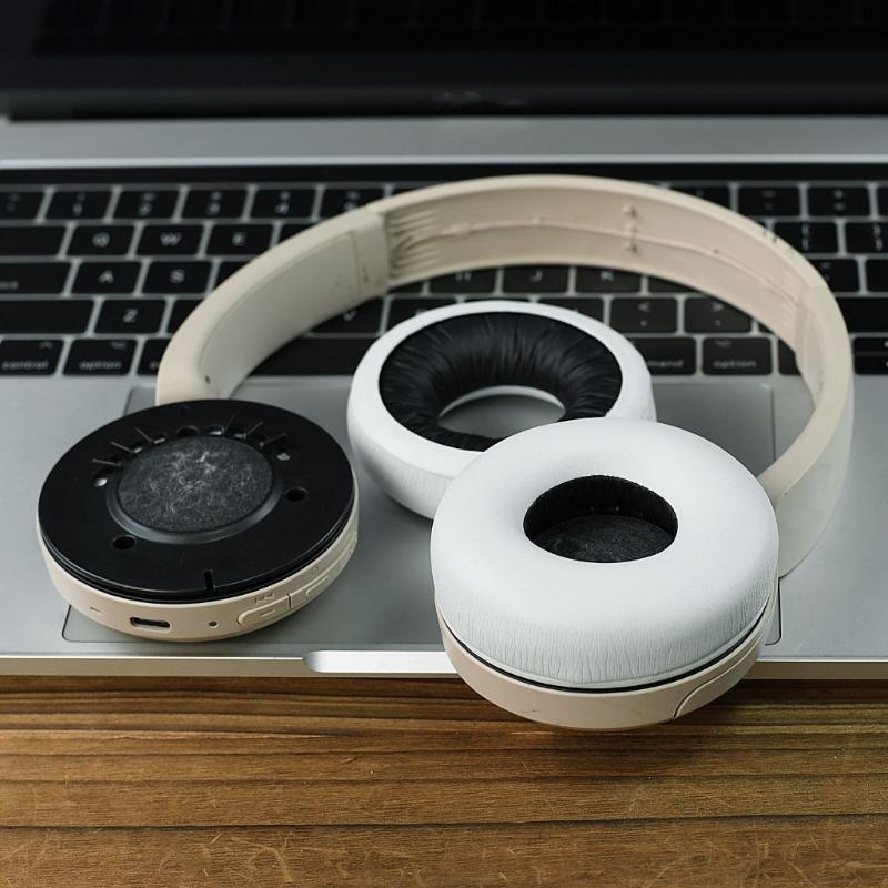 Comfortable Ear Pad Headband Ensuring Perfect Fit for WHCH520/CH520 Headphones Earmuff Headbeam Secure During Movement