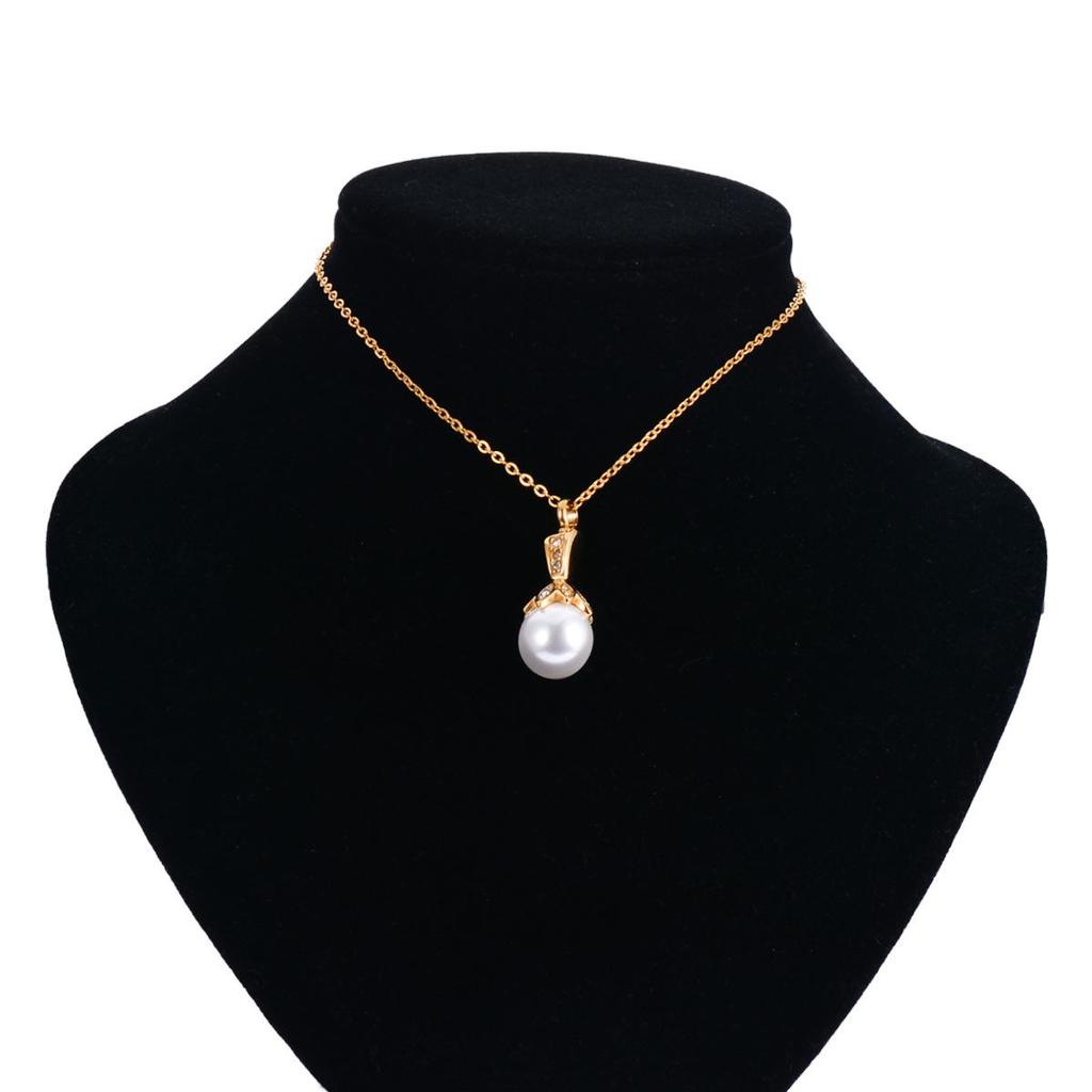 Europäische leichte Luxus-Edelstahl-Diamant- und Kunstperlen-Gedenkanhänger-Halskette