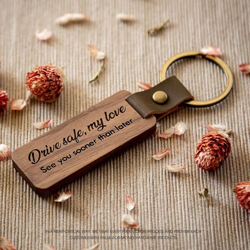Blank Wooden for Key Chain Wood Keychain for Key Ring for Key Tags Personalized EDC or Best Gift Craft for Friend (Recta