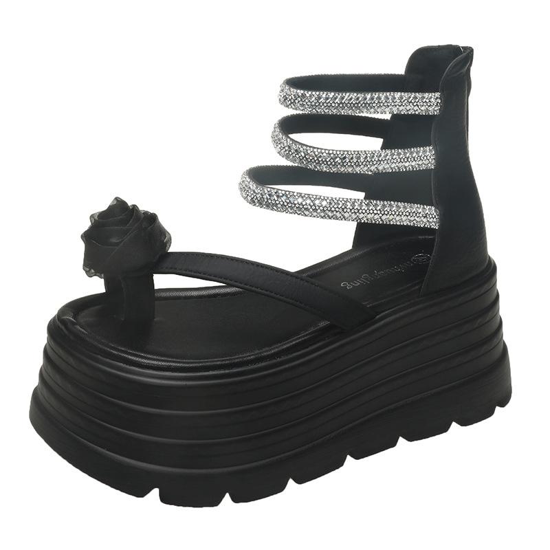 

Thick-soled inner heightened heel sandals female 2025 summer new fairy wind rhinestone slope heel fashion versatile dad sandals 34 чорний