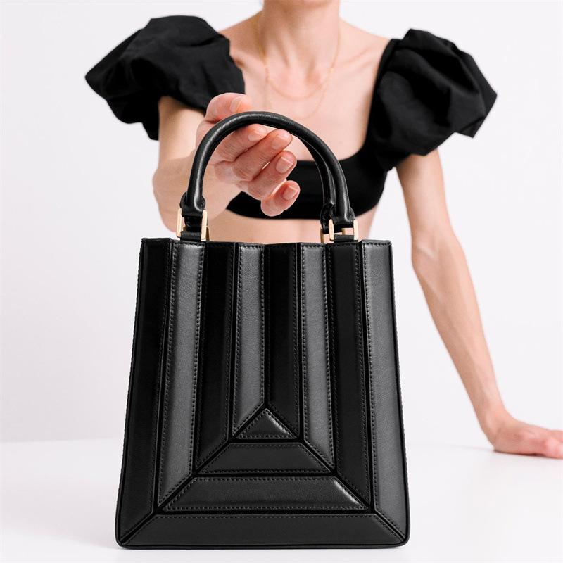 Crossbody Bag for Women's Fashion Design, High-end, Westernized, Contrasting Color Patchwork, One Shoulder Handbag
