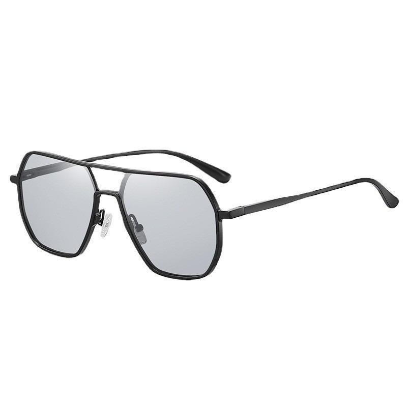 Fashion Pochromic Anti Radiation Eyeglasses For Women/Men Polarized Sunglasses