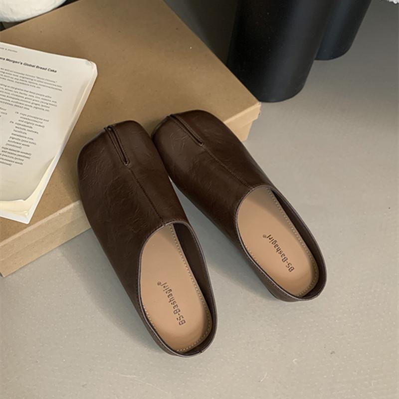 Fashion Bailamos Women Tabi Shoes Design Flats Women Sandals Cover Toe Slippers Soft Leather Flat Slippers Outdoor Slides Zapatos Mujer