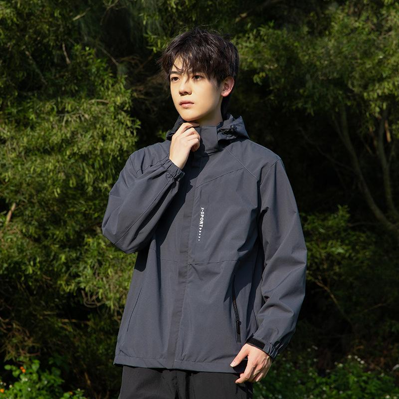 Outdoor Jackets for Men and Women, Spring and Autumn Windproof Couple Mountaineering Jackets, Loose Casual Jackets