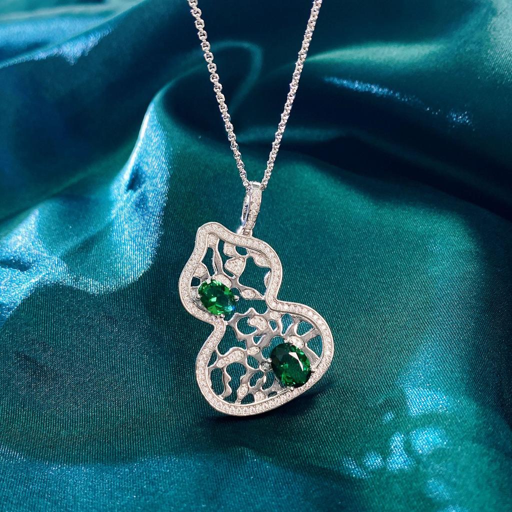 Gica Gema Green High Carbon Diamond Necklaces With 925 Sterling Silver 6*8mm Pendant Unique Design Romantic Fine Jewelry Wedding Party Gifts New Trend