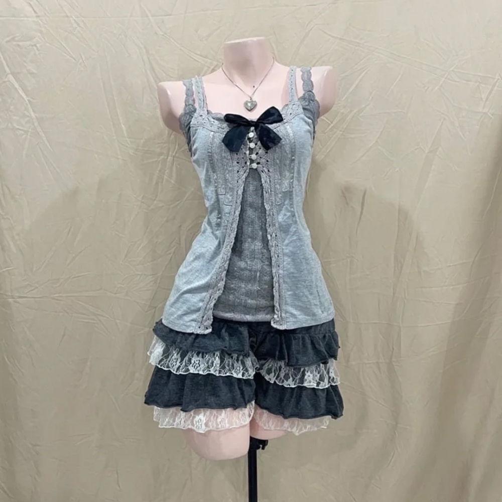 

Японский набор юбок в стиле Soft Girl с кружевной аппликацией и бантом - Ретро летний комплект из трех предметов L