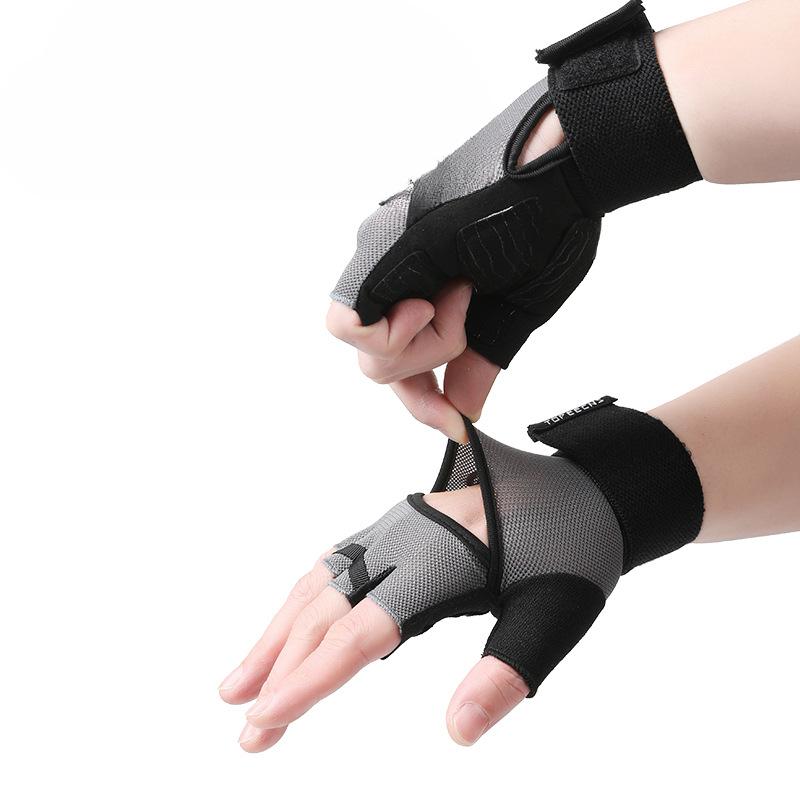 Fitness Gloves Thin Breathable Non Slip Wrist Guards Gym Dumbbell Equipment Training Sports Men and Women Half Finger Gloves