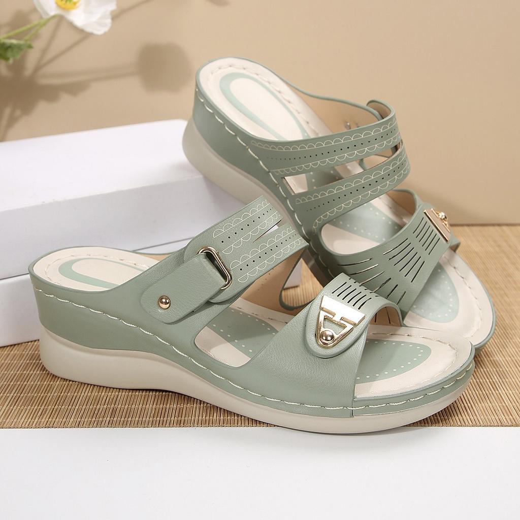 2025 summer foreign trade new women's wedge heel platform slippers large size fish mouth one word wedge heel beach shoes women