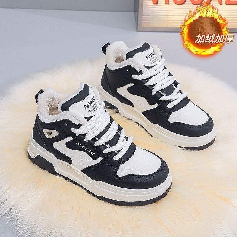 Winter 2025 new high-top large cotton shoes piled and thickened casual sports board shoes warm fashion shoes men