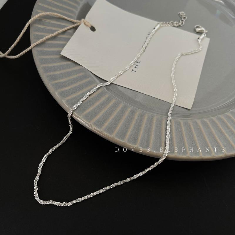 Summer Pearl Double-Layered Heart Necklace for Women - High-end Design, Small-Scale, Layered, Delicate Collar Chain Necklace