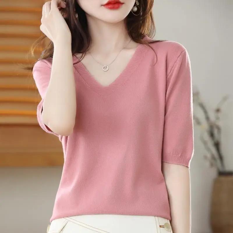 Mode Einfach Sommer Neu V-Ausschnitt T-Shirt Damen Einfarbig Schraubgewinde Temperament Locker Vielseitig Stricktop