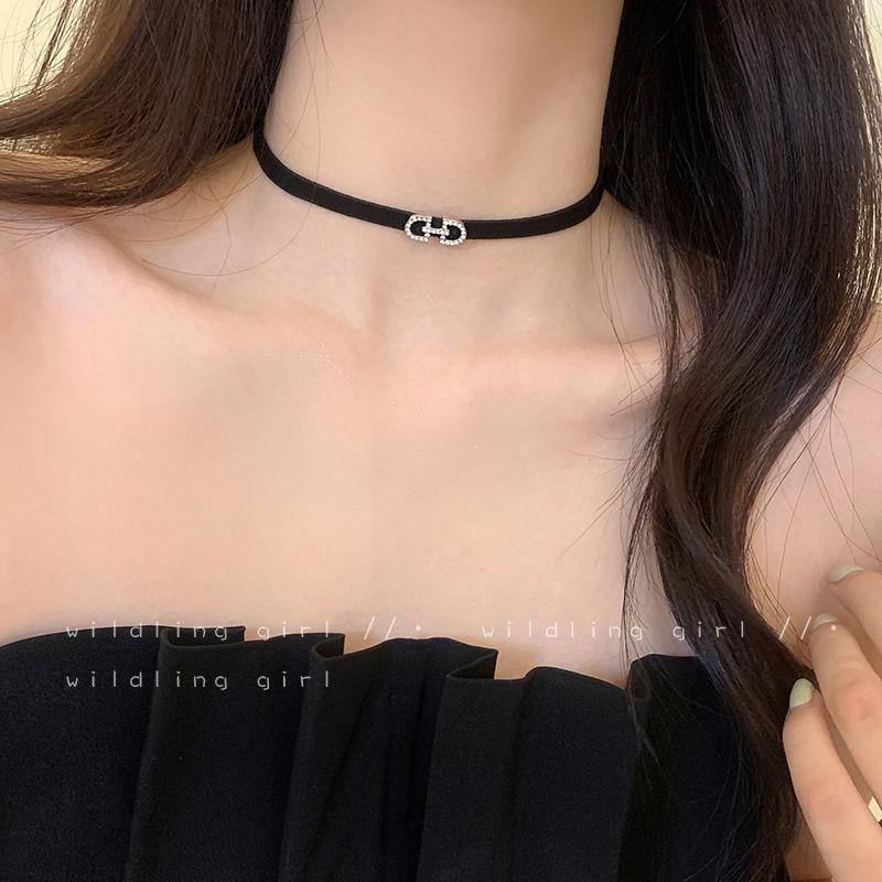 Pure desire wind sweet cool babes chocker collar niche design leather collarbone necklace neck zero