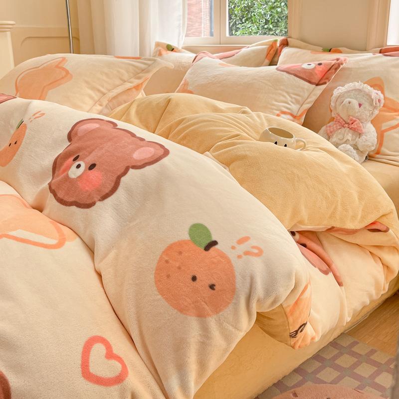 Verdicktes Milchfleece Vierteiliges Set Mädchenherz Korallenfleece Bettlaken Bettbezug Bettwäsche Fleece Bettbezug