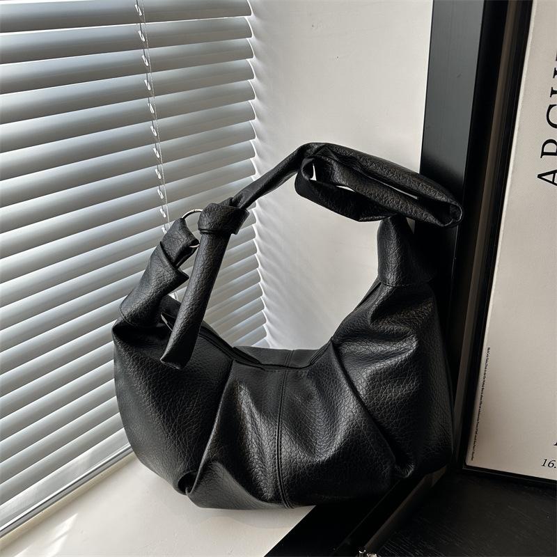 New Korean Retro Soft Leather Hobo Bag Versatile Crossbody Shoulder Bag Wrinkled Lazy Style Simple and Casual Texture Makeup Bag