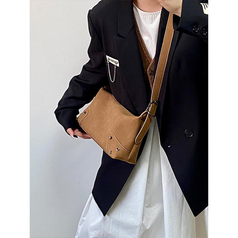 Ielgy Female Bag Autumn Winter Retro Underarm Bag All-Match Shoulder Messenger Bag