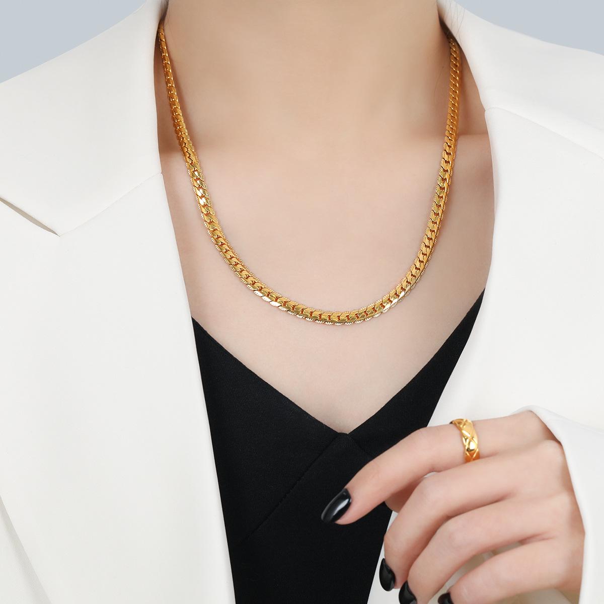 

Модное европейско-американское плоское ожерелье-цепочка NK из позолоченной титановой стали с тисненым кубинским дизайном в стиле хип-хоп для пар.