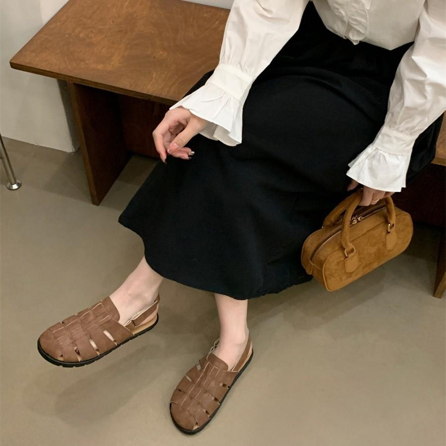 Baotou half slippers 2025 summer new outer wear woven hollow women's muller shoes leather square head retro Roman sandals