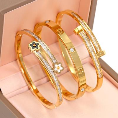 3Pcs Stainless Steel Clover Flower Cross Nail Bracelet for Women Wedding Party Holiday Valentine Gift Jewelry